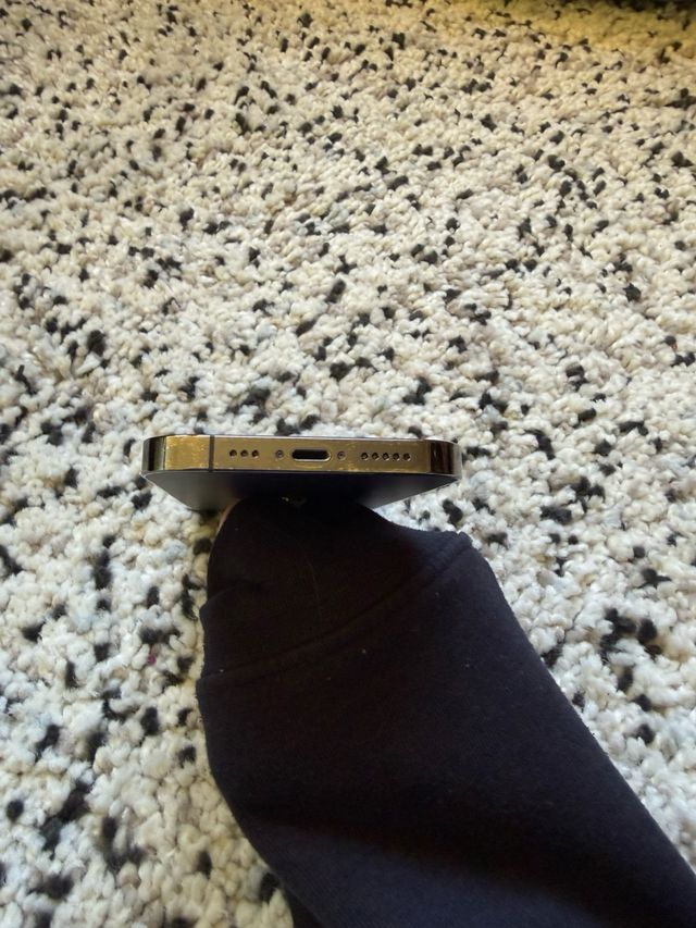 iPhone 14 Pro 128GB + caja y cable original