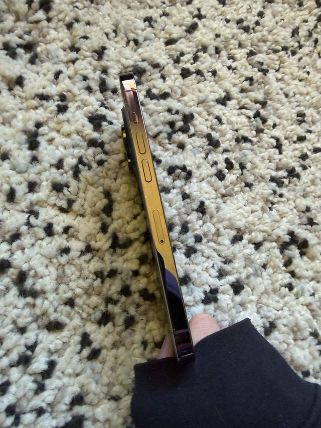 iPhone 14 Pro 128GB + caja y cable original