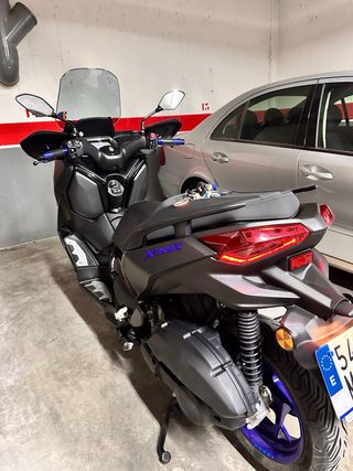 Yamaha XMAX 125