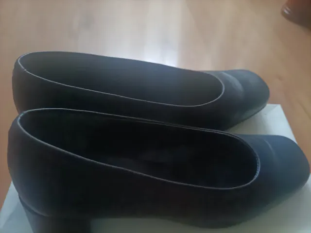 Zapatos de salón azul marino