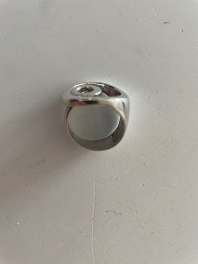 Anillo de plata diseño moderno