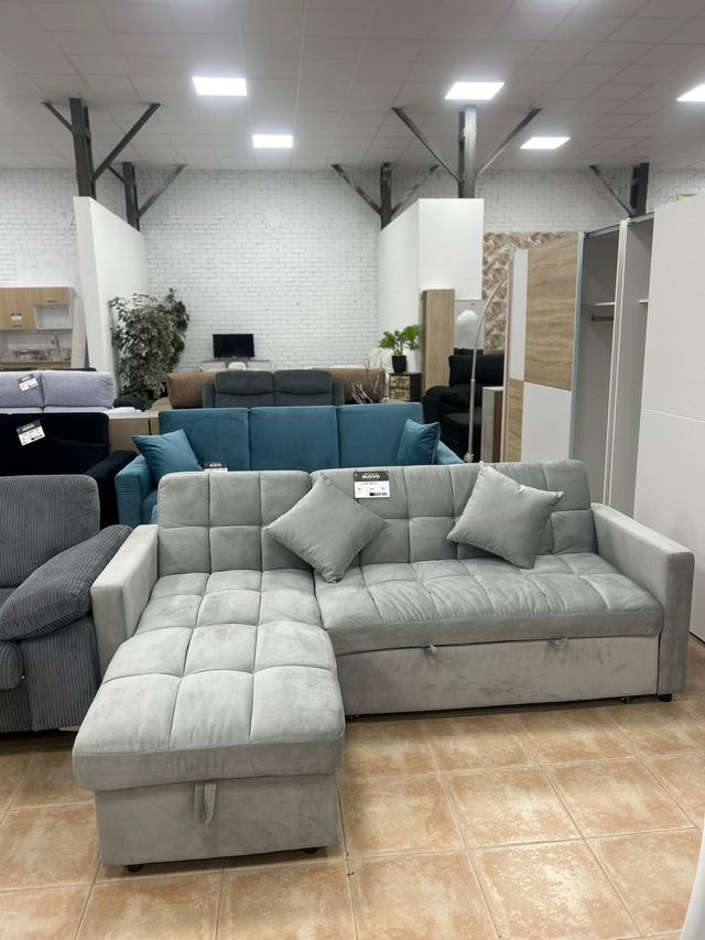 Divano chaise longue grigio NUOVO + baule