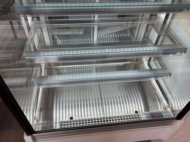 Vitrina Expositora Almison Refrigerada