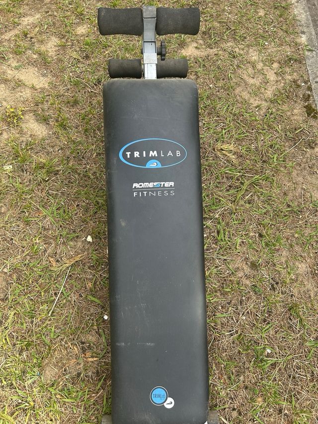 Banco de abdominales TRIMLAB