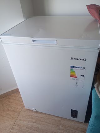 Congelador horizontal  Brandt BFK143EBW-01