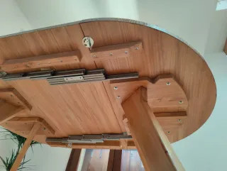 Tavolo rotondo allungabile in legno massello