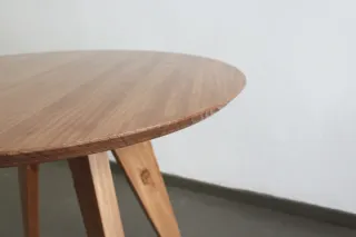 Tavolo rotondo allungabile in legno massello