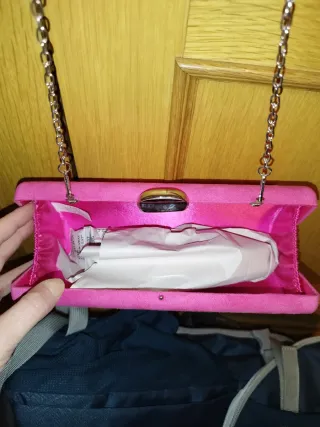 Zapatos y bolso compañeros