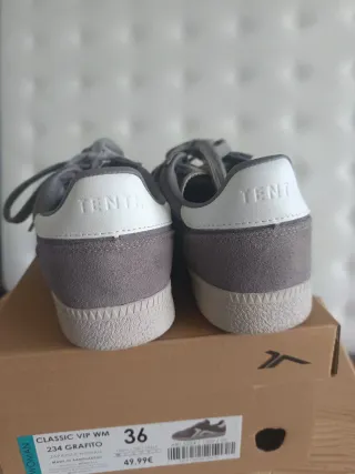 Zapatillas Tenth grises y blancas talla 36