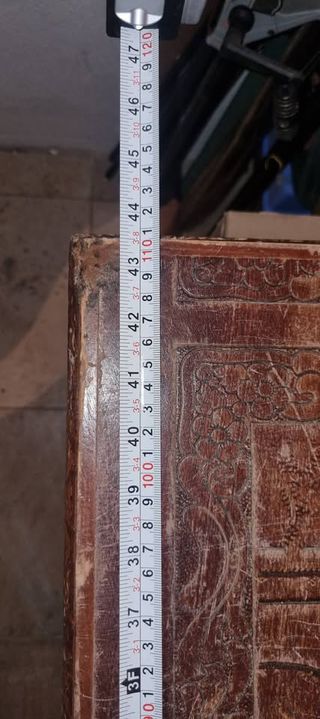 Bahul de madera tallada