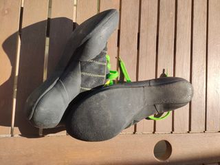 Pies de Gato escalada Boreal Negros y Verdes.