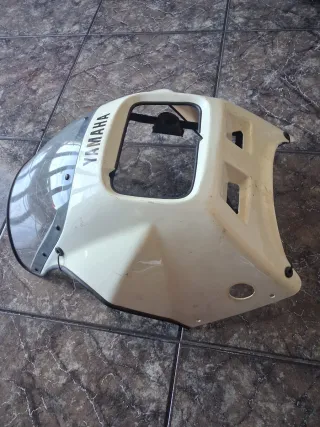Cúpula Yamaha RD125LC con araña