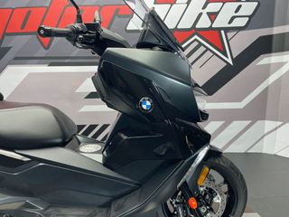BMW C 400 GT Negra