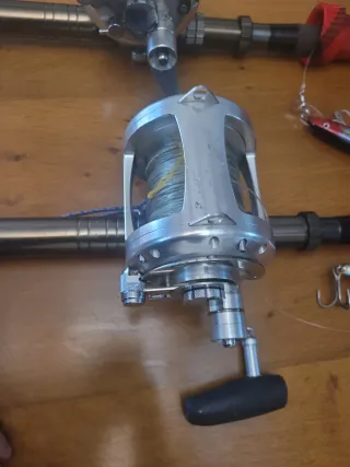 Avet EXW 50/2 com trençado 180lbs. Big Game