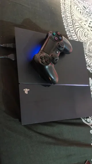 PS4 (PlayStation 4) Negra