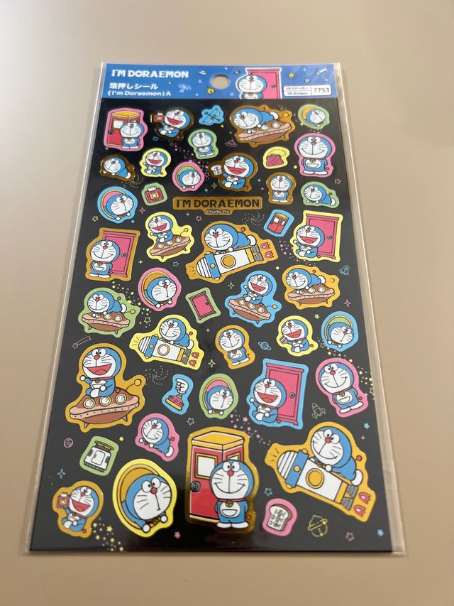 Pegatinas Doraemon Doradas