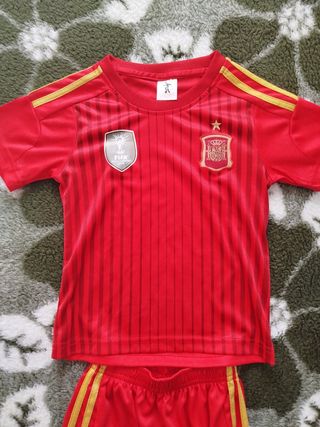 Conjunto camiseta y pantalón España niño