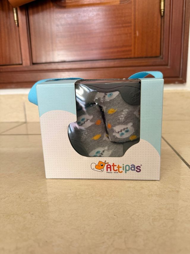 Zapatos respetuosos Attipas