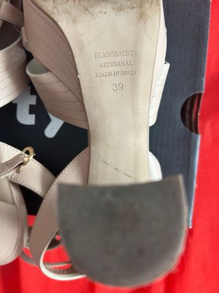 Sandalias tacón Pedro Miralles Talla 39 Beige