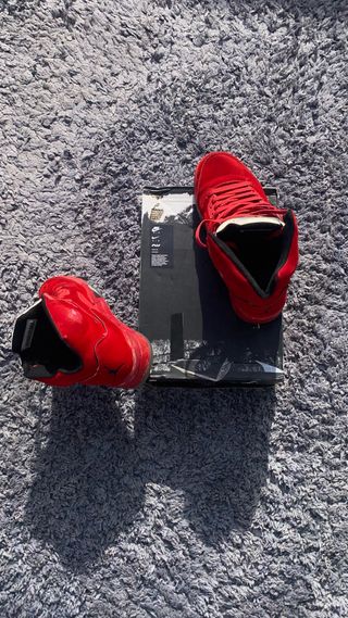 Jordan Retro 5 Toro Bravo Rojas