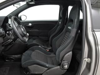 Abarth 500 695C 1.4 16v T-Jet 132kW (180 CV)