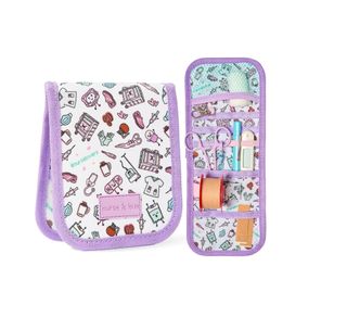 Nurse is Love Salva Bolsillos Enfermeria Lavanda