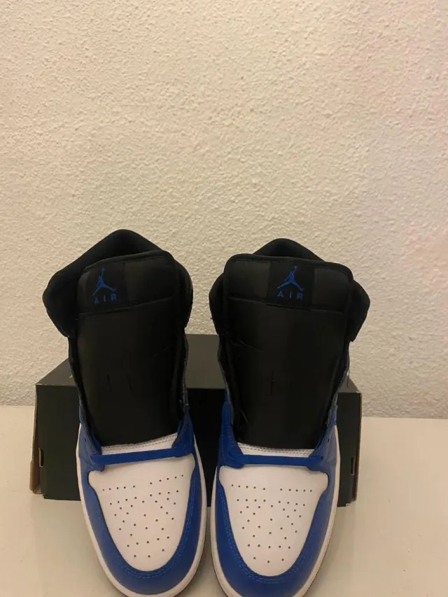 Jordan 1 Azul y Blanco