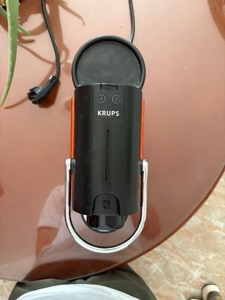 Cafetera Nespresso Pixie Roja