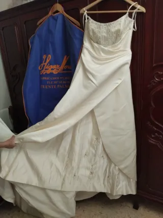 Traje de Novia Dorado y Blanco