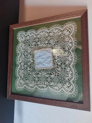 Pañuelo de bolillos enmarcado