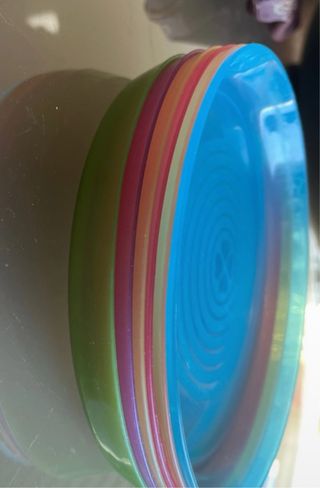 Set di stoviglie e contenitori per sale, pepe, olio e aceto in plastica