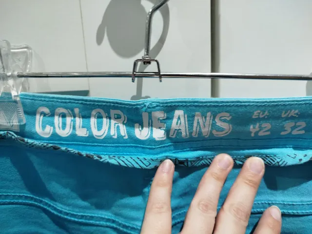 Pantalón corto Blanco azul turquesa