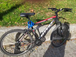 Bicicleta de montaña B-PRO M100