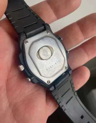 Citizen Quartz T011-313330 Vintage Anni '80