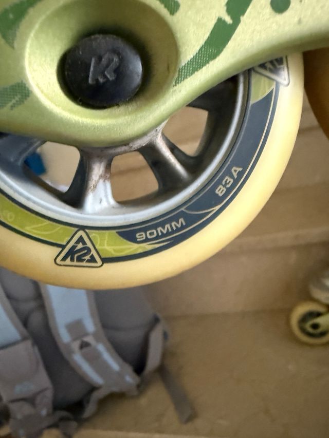 Patines K2 con protecciones y mochila