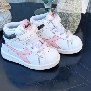 Scarpe Diadora bimba tg 21 bianche rosa