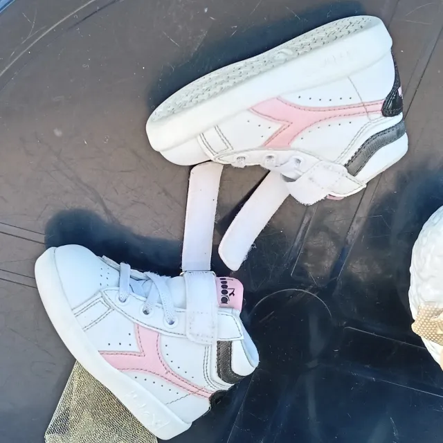 Scarpe Diadora bimba tg 21 bianche rosa
