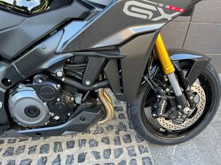 Suzuki GSX-S1000GX