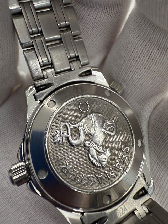 Omega Seamaster caja y documentación