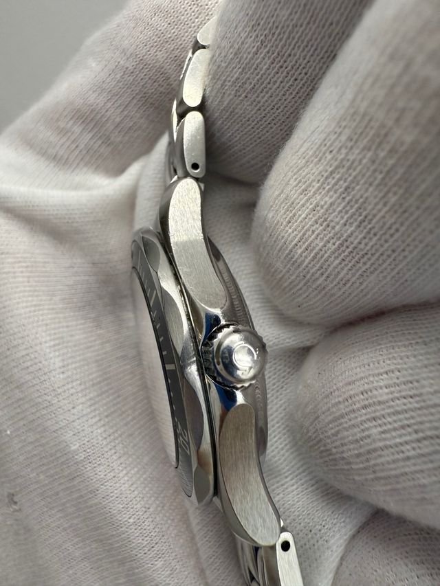 Omega Seamaster caja y documentación