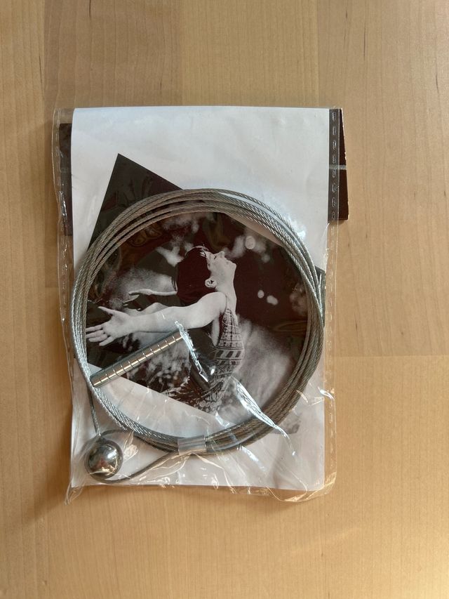 Hilo magnético para colgar fotos