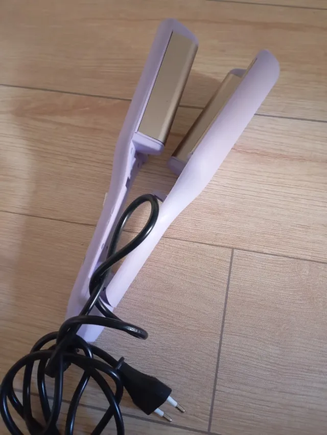 Plancha de ondas morada y dorada