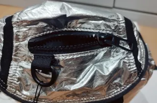 Mochila Bimba y Lola plateada.