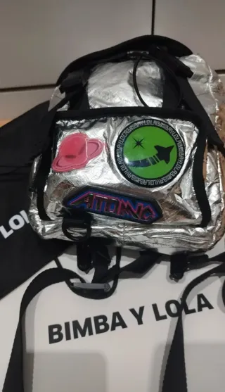 Mochila Bimba y Lola plateada.