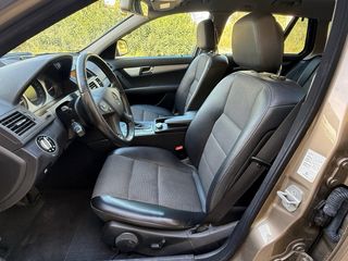 Mercedes-Benz Clase C 2010