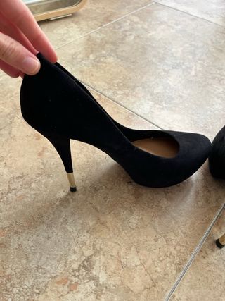 Zapatos de tacón negros