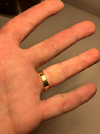 Anillo Oro 18k Zafiro Azul. Peso 5,5 gramos.