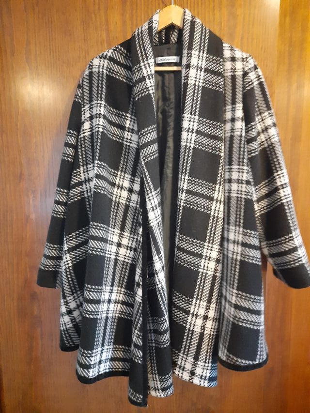 Abrigo corto abierto Christine LAURE cuadros