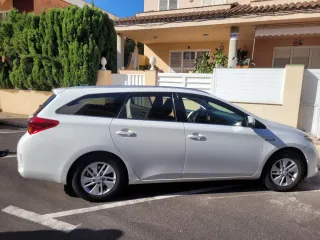 Toyota Auris 2014