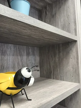 Estanterías de madera  3+1 para libros botellas